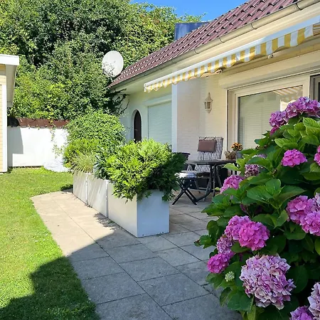Ostsee-bungalow 2 - Wicheldorfstr 72 - Feriendomizil Hollich Casa de Férias *